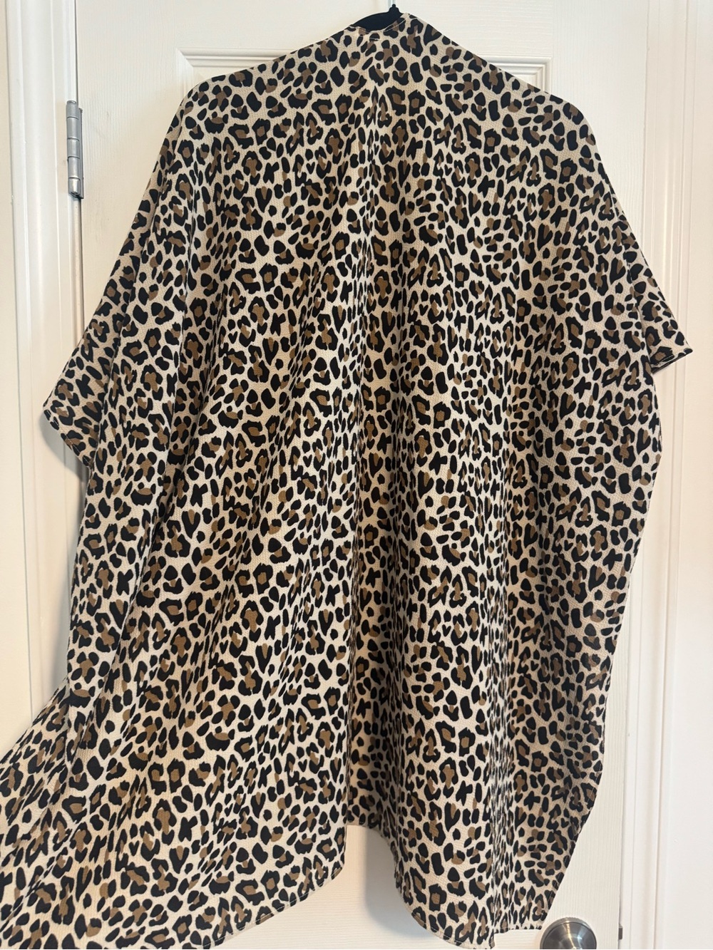 Leopard Print Open Front Kimono - Women's Beige/Black - Picture 2 of 3